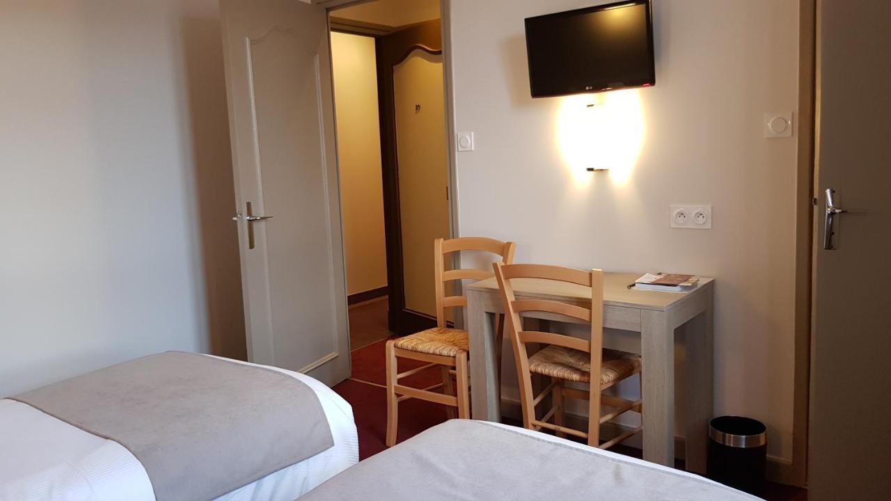 Hostellerie D'Heloise Logis Клюни Экстерьер фото
